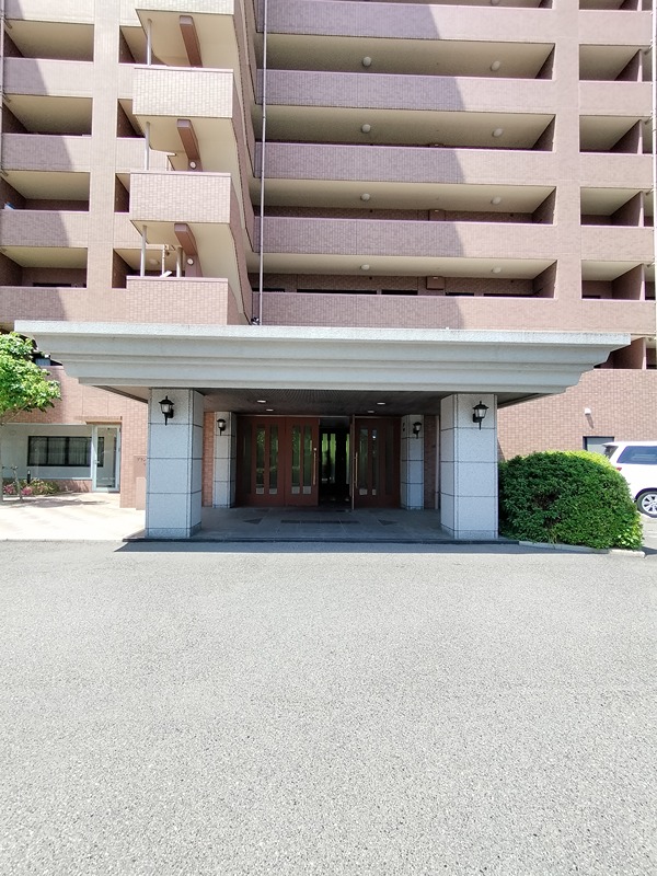 広島県広島市安佐南区東原３丁目 共用部写真（エントランス）