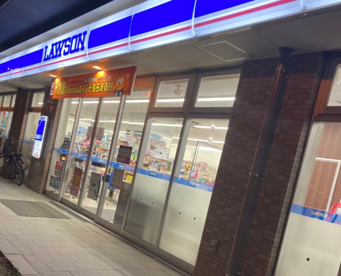 hitoto広島The Tower コンビニ