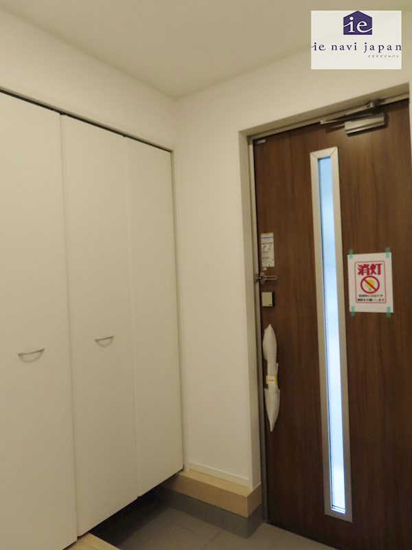 赤穂市北野中第4　全3邸　5号棟  現地写真（玄関）