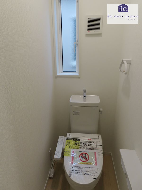 赤穂市北野中第4　全3邸　5号棟  内観写真（トイレ）