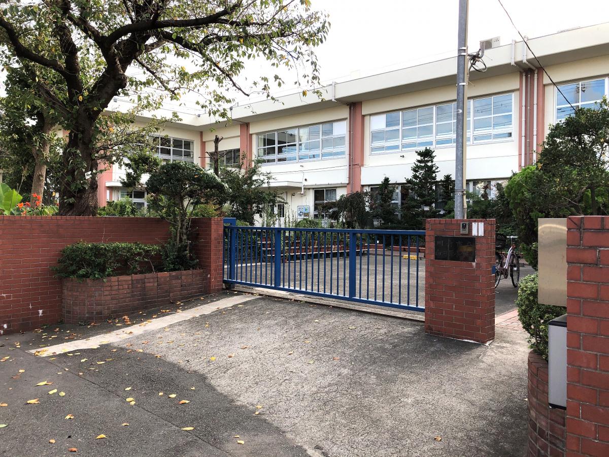 コーポ柳町 小学校