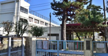 世田谷区祖師谷４丁目　中古戸建　限定1棟 小学校