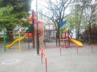 秀和高輪レジデンス 公園