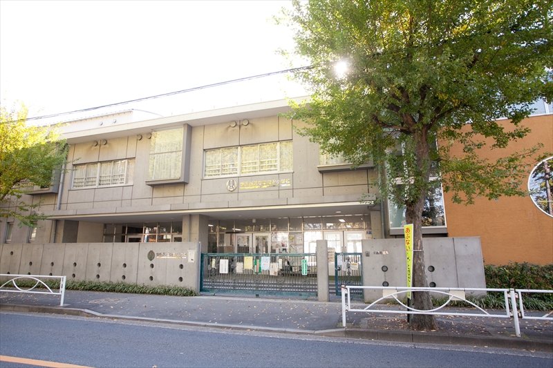 世田谷区深沢３丁目　新築戸建　全1棟 小学校