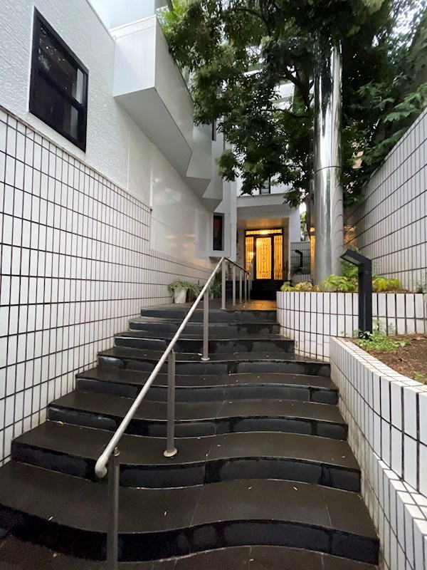 世田谷区中町4丁目RC造中古戸建 現地写真