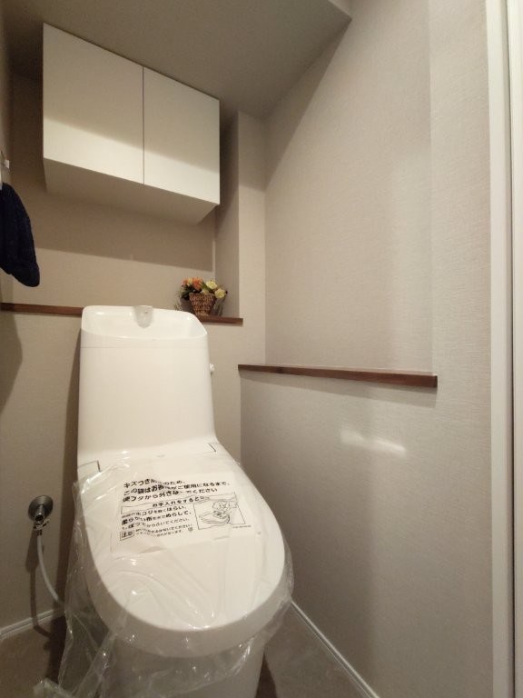 オリエントニュー赤坂 内観写真（トイレ）
