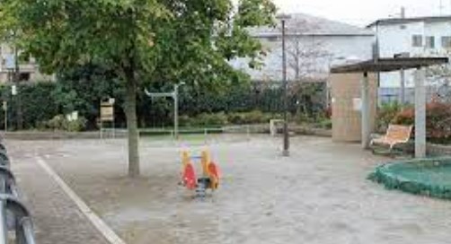 中野区上鷺宮２丁目　売地　3区画  公園