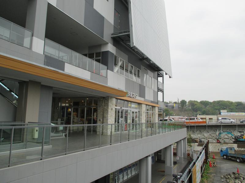 川崎市中原区上平間　新築戸建　A号棟 スーパー