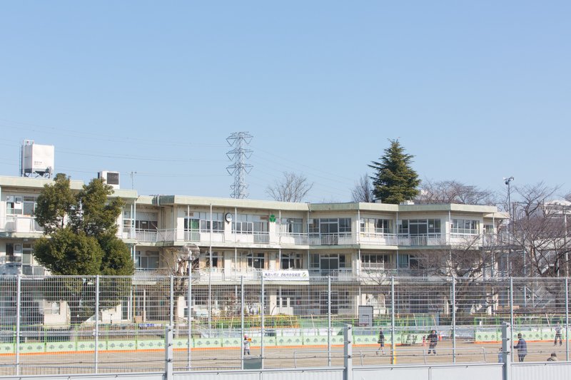 調布市緑ケ丘１丁目　新築戸建　2号棟 小学校