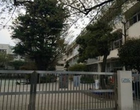 世田谷区深沢６丁目　中古戸建　限定1棟 小学校