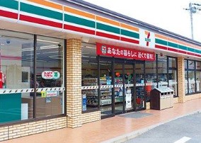世田谷区喜多見６丁目　中古戸建　限定1棟 コンビニ