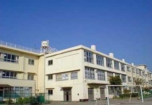 グラン・エステ川崎ツインタワー弐番館 中学校