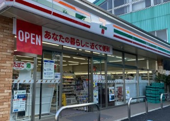 川崎市宮前区宮崎６丁目　中古戸建　限定1棟 コンビニ