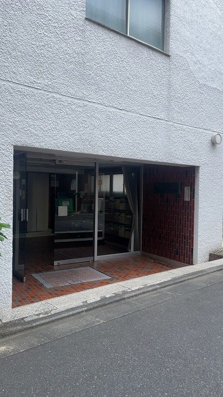 プリンスマンション 共用部写真（エントランス）