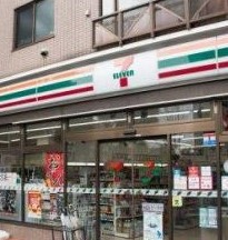 グランドメルシー駒沢 コンビニ