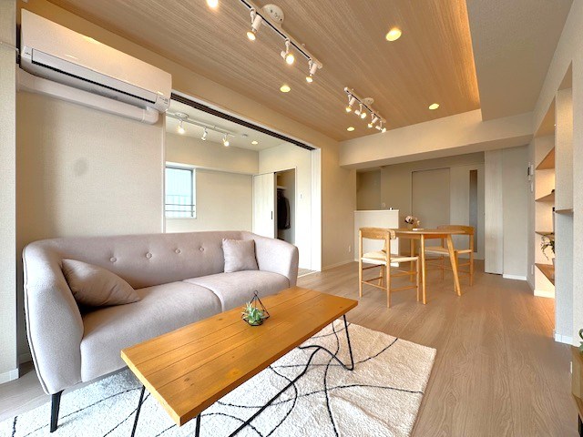 パシフィック自由が丘マンション 内観写真（リビング）