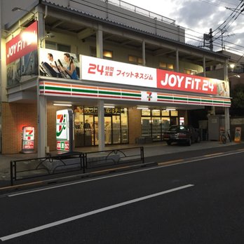 メイツ桜新町 コンビニ