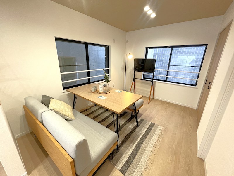 台東区東上野５丁目　中古戸建　限定1棟 内観写真（リビング）