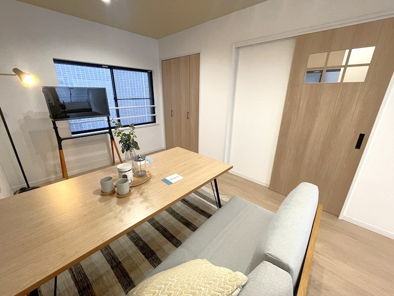 台東区東上野５丁目　中古戸建　限定1棟 内観写真（リビング）