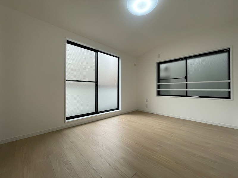 台東区東上野５丁目　中古戸建　限定1棟 内観写真（リビング以外の居室）