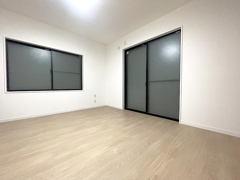 台東区東上野５丁目　中古戸建　限定1棟 内観写真（子供部屋）