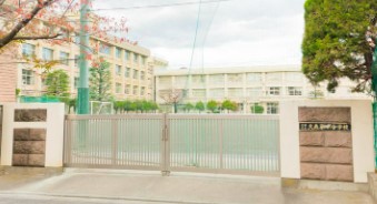 ガリシア西馬込 中学校