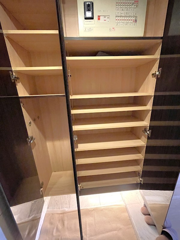 グランスイート不動前シティテラス 現地写真（玄関）