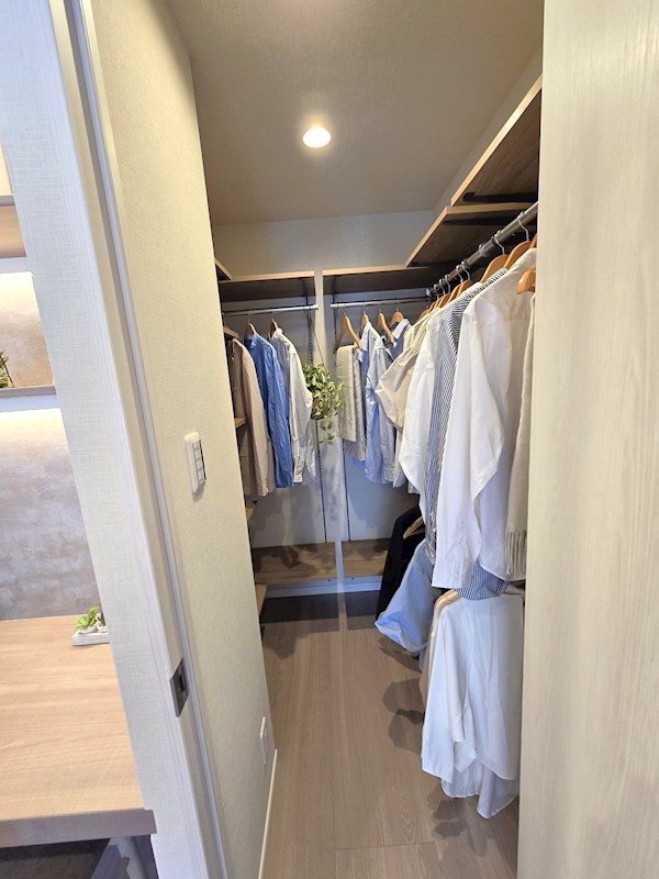 都立大八雲マンション 内観写真（収納）