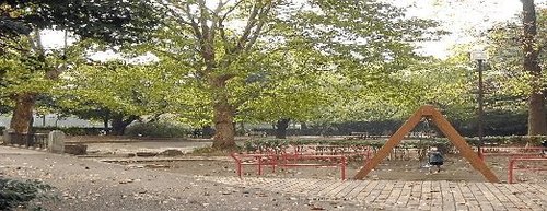 グローリオ高円寺 公園