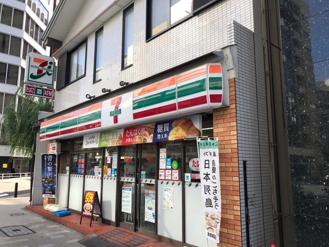 日本橋ヴォアール コンビニ