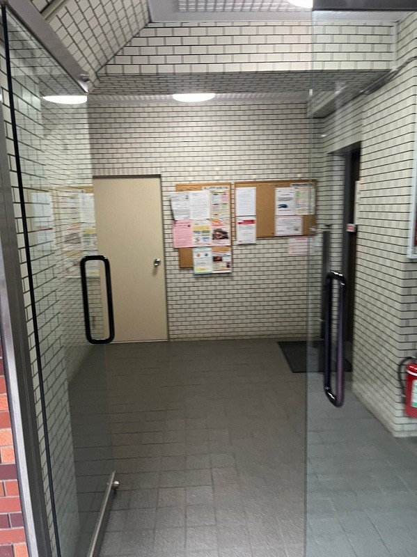 ベルディ早稲田東  共用部写真（エントランス）