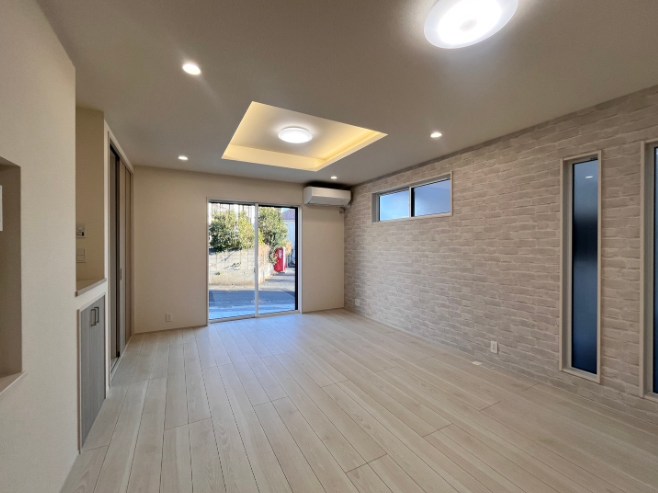 調布市柴崎２丁目　新築戸建　2号棟 内観写真（リビング）