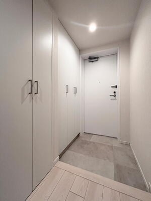 東急ドエル・アルス世田谷ネクステージ 現地写真（玄関）