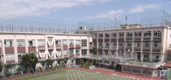 ザ・パークハウス市谷甲良町 小学校