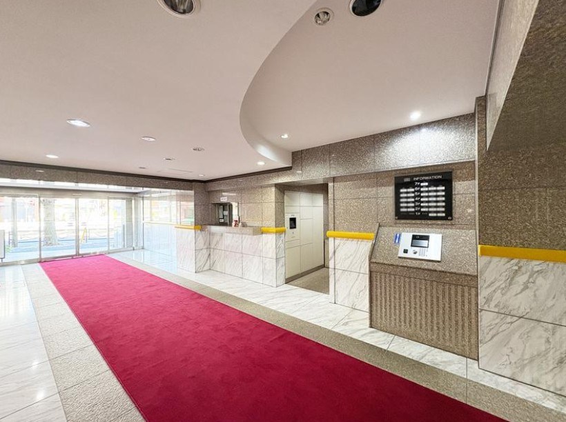 ライオンズマンション武蔵小杉東 共用部写真（エントランス）