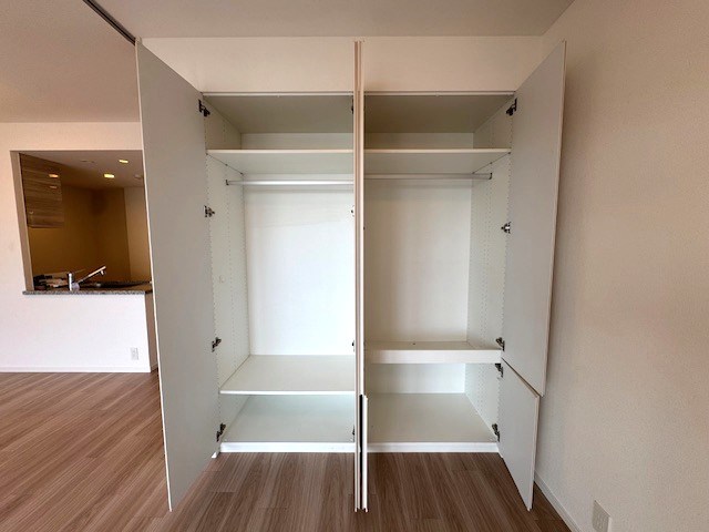 パークホームズ用賀一丁目 内観写真（収納）