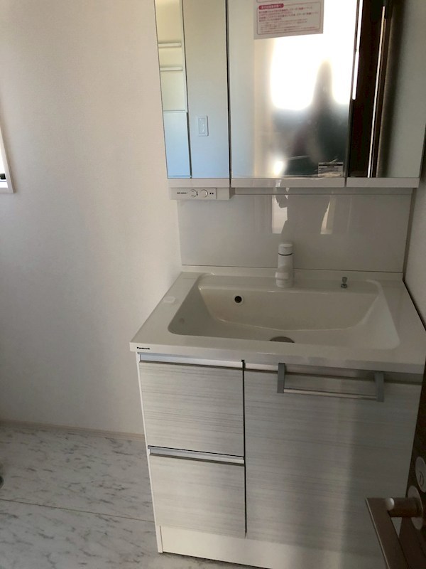 東久留米市小山4丁目　中古戸建 内観写真（洗面台・洗面所）