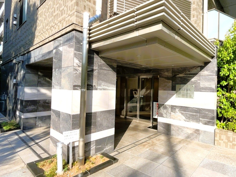 プレシス文京小石川　静穏の杜 共用部写真（エントランス）