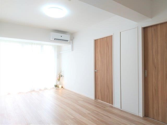 川崎サイトシティⅢ番館 同仕様写真（リビング）