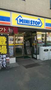ルネサンス横浜阪東橋 コンビニ