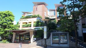 コートレジデントタワー 総合病院