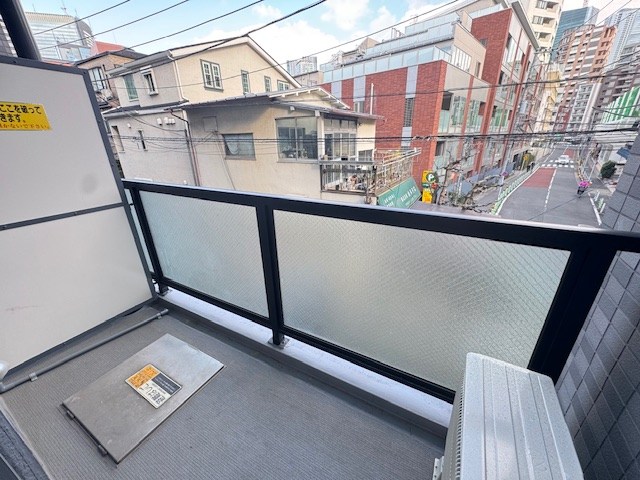 ハイツ赤坂 現地写真（バルコニー）