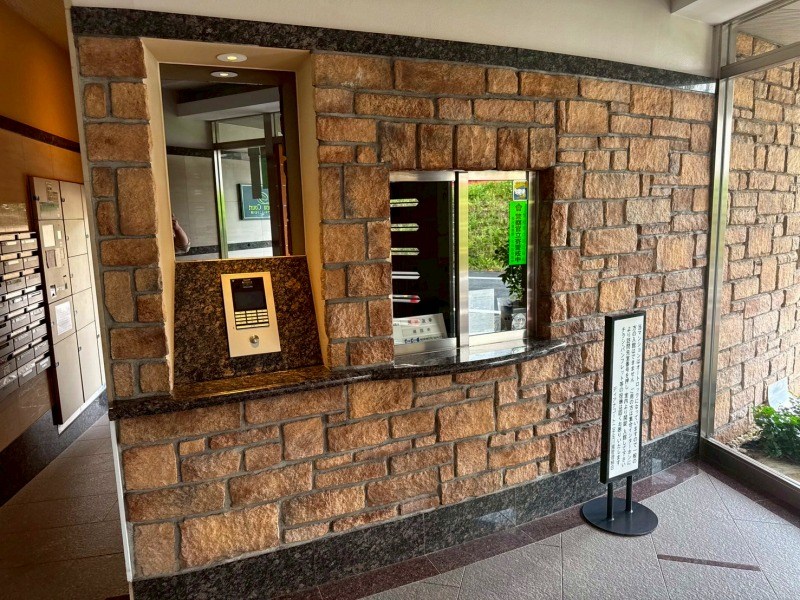 ディアナコート二子玉川園 共用部写真（エントランス）