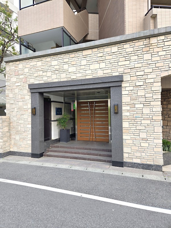 ディアナコート二子玉川園 共用部写真（エントランス）