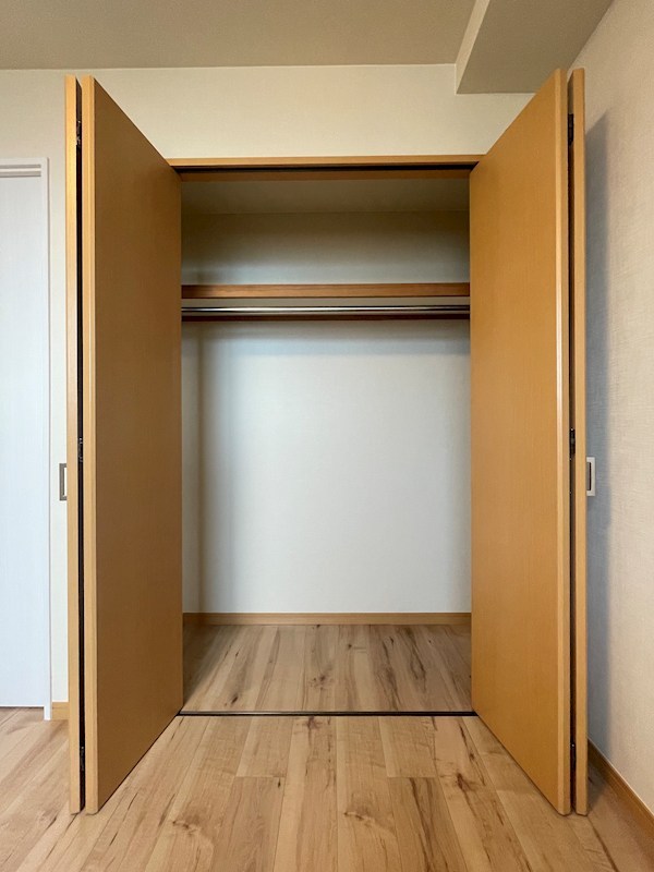 プラティーク三軒茶屋 内観写真（収納）