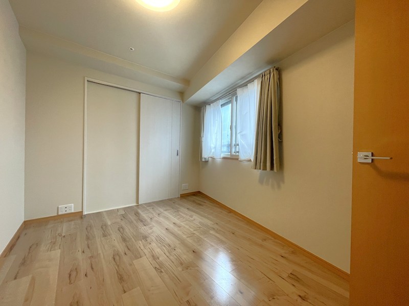 プラティーク三軒茶屋 内観写真（子供部屋）