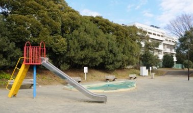 レクセル新子安 公園