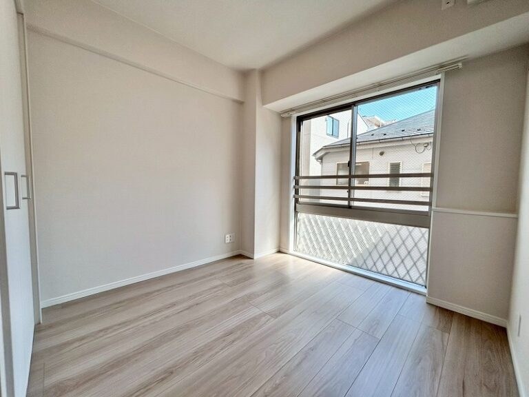 サニーコート西小山 内観写真（リビング以外の居室）