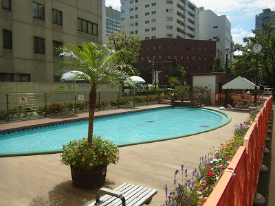 ガレリア・マーレ日本橋 公園