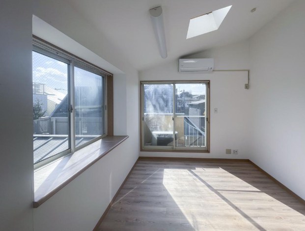品川区荏原６丁目　中古戸建　限定1棟 内観写真（リビング以外の居室）